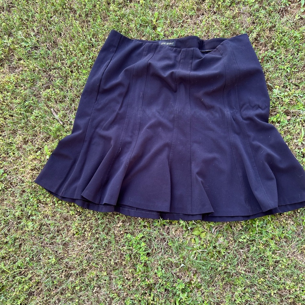Mid knee Lane Bryant skirt. Only worn 1 time. Size 22